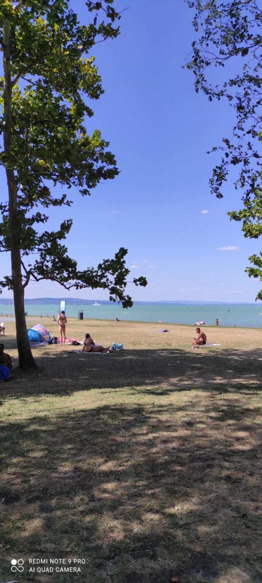 Onebeach Apartman Сиофок Екстериор снимка