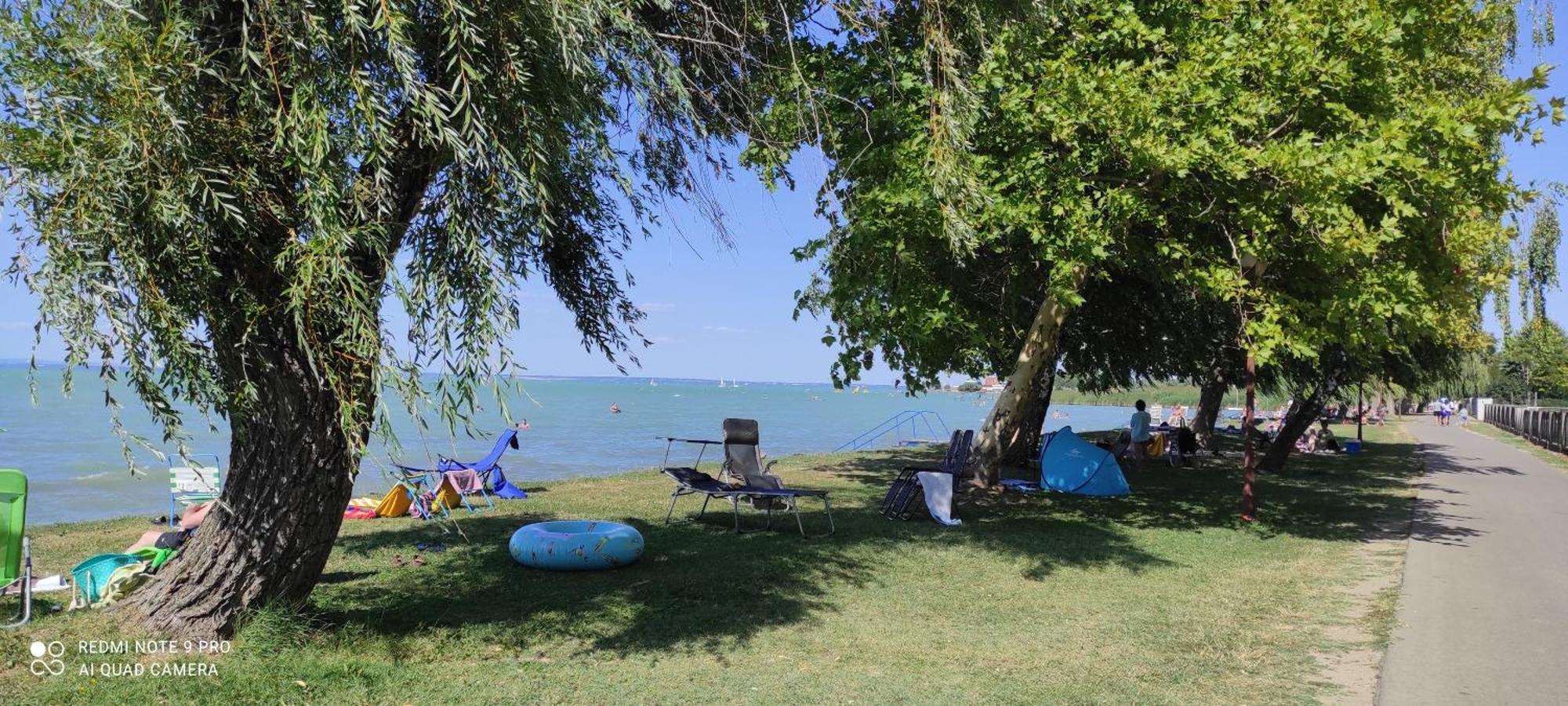 Onebeach Apartman Сиофок Екстериор снимка